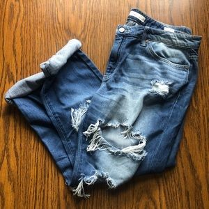 KanCan Boyfriend Light Wash Distressed Ripped Jean